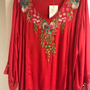 Embroidered bell sleeve tunic
